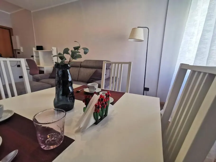 La Regina Tiberina Apartment Rome