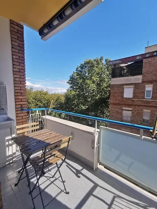La Regina Tiberina Apartment Rome