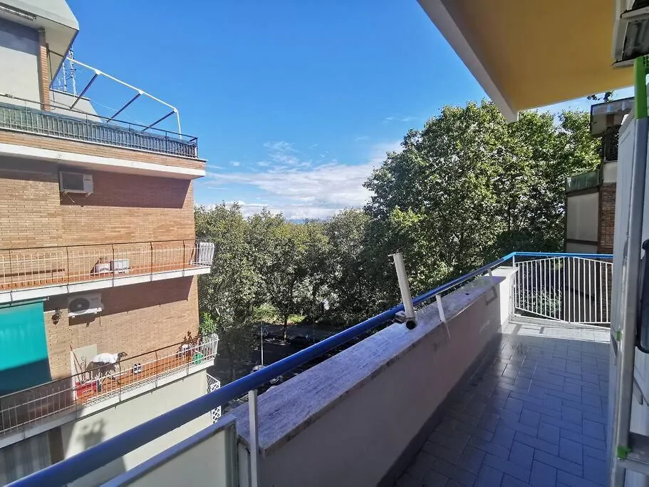 La Regina Tiberina Apartment Rome 0*,
